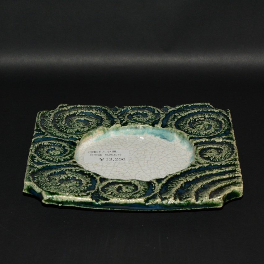 ���]�������M3